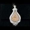จี้พระโพธิสัตว์ ทอง / Gold: 15.5 กรัม / g เพชร / Diamond: 26P=0.77 กะรัต / ct ราคา / Price: 53,000 บาท / Bath จี้พระโพธิสัตว์ ทอง / Gold: 15.5 กรัม / g เพชร / Diamond: 26P=0.77 กะรัต / ct ราคา / Price: 53,000 บาท / Bath