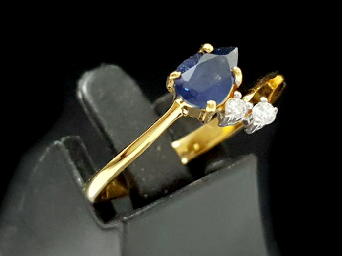 ǹԹ  ͧ / Gold:   2.4   / g  ྪ / Diamond:     2P=0.01   ѵ / ct  Թ / Blue sapphire:     1P=0.80   ѵ / ct  Ҥ / Price:    7,000     ҷ / Bath