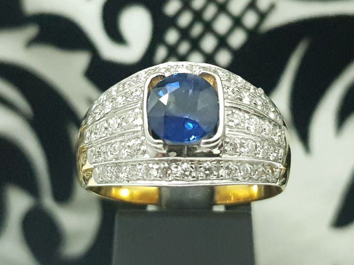 ǹԹྪâҧ  ͧ / Gold:   7.5   / g  ྪ / Diamond:     46P=0.70  ѵ / ct  Թ / Blue Sapphire:     1P=1.30  ѵ / ct  Ҥ / Price:    37,000     ҷ / Bath